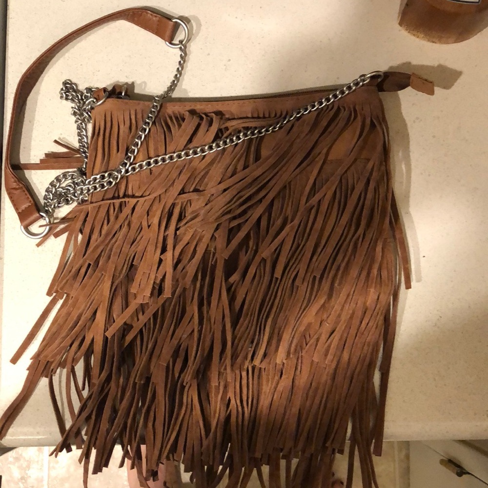 T-shirt & Jeans Crossbody fringe purse